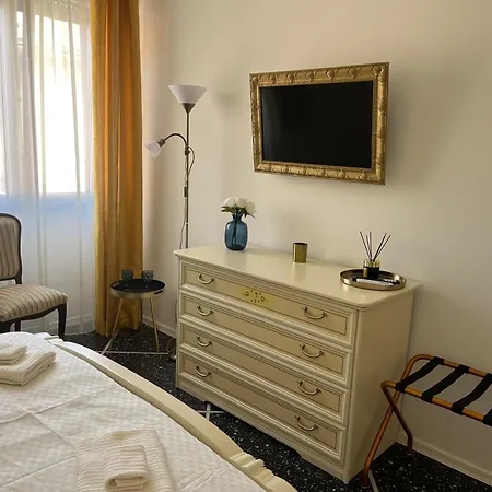 La Casa Nostra Daire